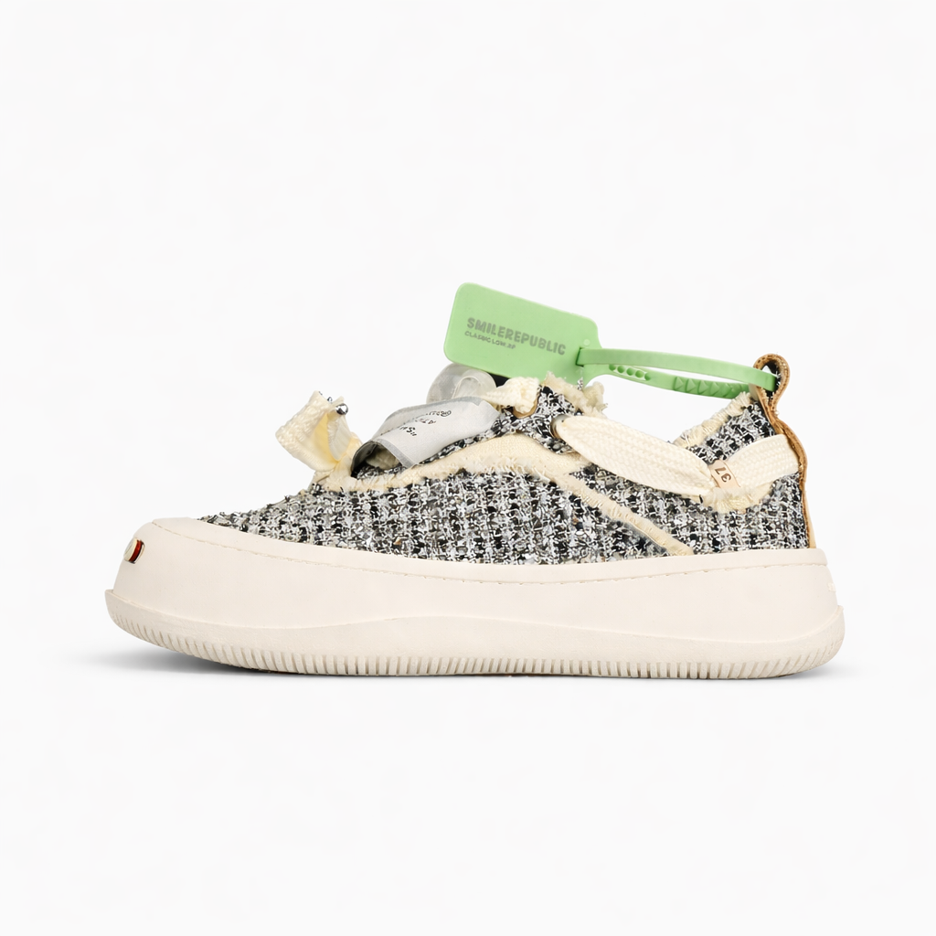 Studio Low Sneakers